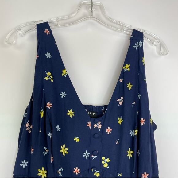 Torrid Maxi Challis Button-Front Blue Floral Maxi Dress size 00 - Picture 5 of 14